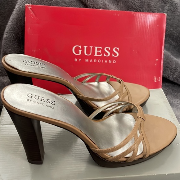 Vintage Guess Platform Sandals - Picture 3 of 8